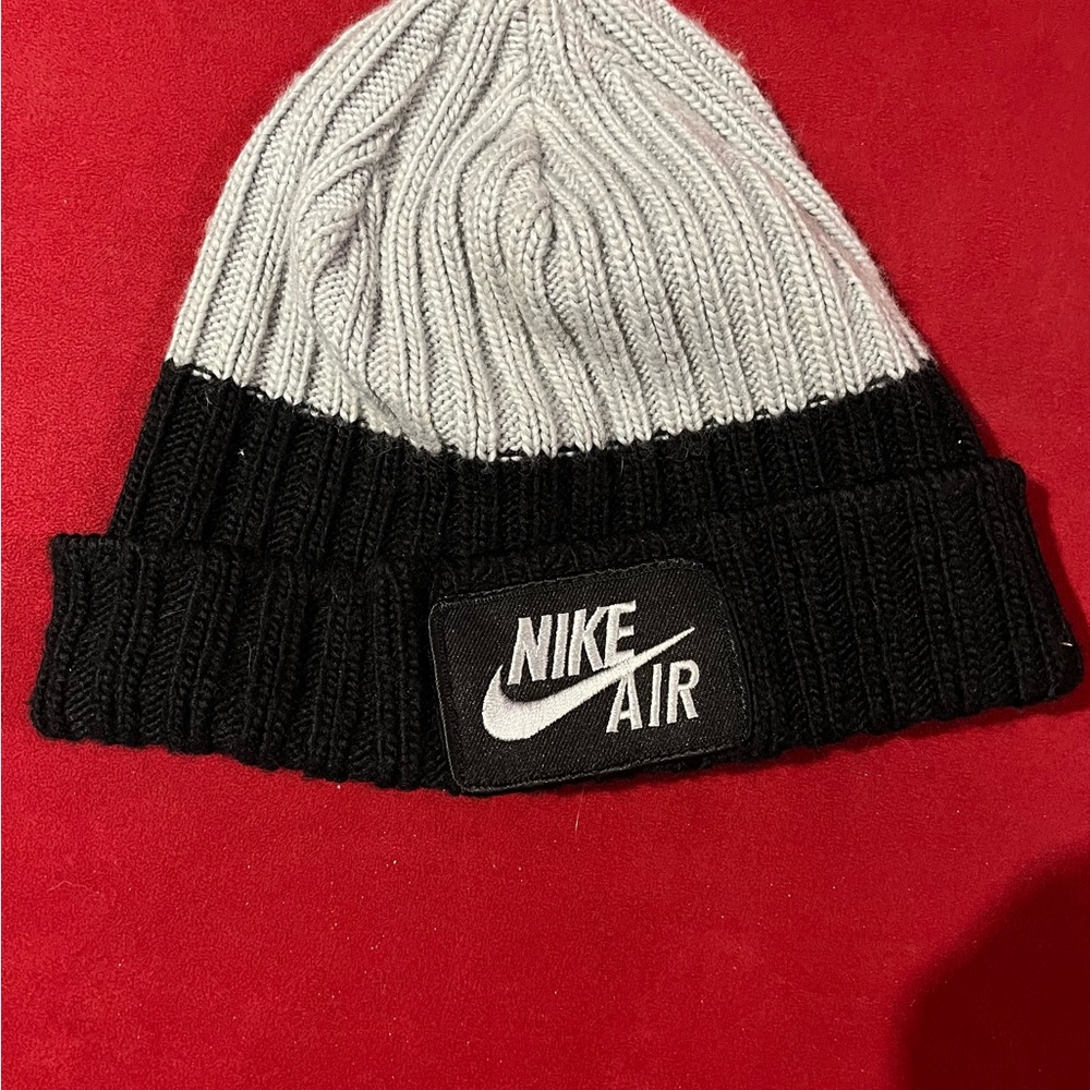 Nike Air Two-Tone Black and Gray Beanie